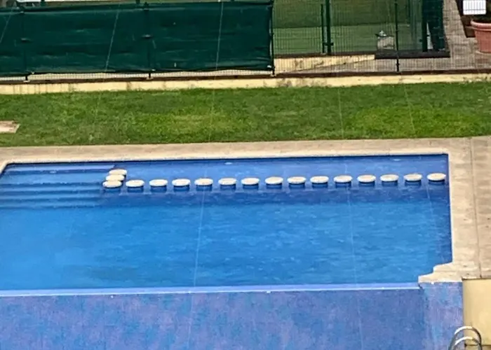 Sea, Pool, And Comfort In A Duplex Διαμέρισμα